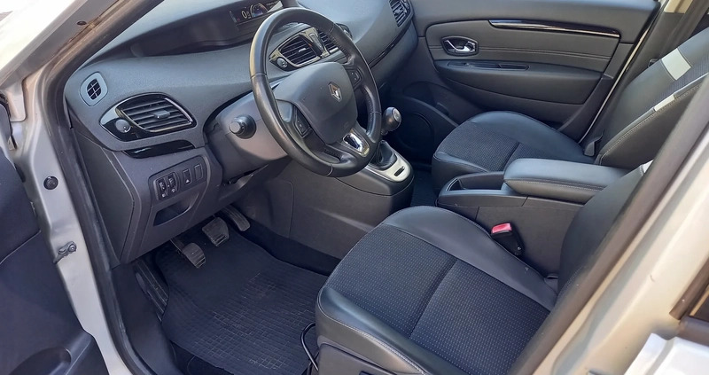 Renault Grand Scenic cena 18900 przebieg: 200000, rok produkcji 2013 z Oława małe 137
